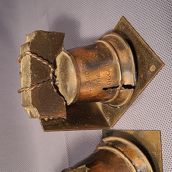 Pass And Stow Philadelphia Bronze Finish Bell Bookends Hong Kong - Picture 3 of 9